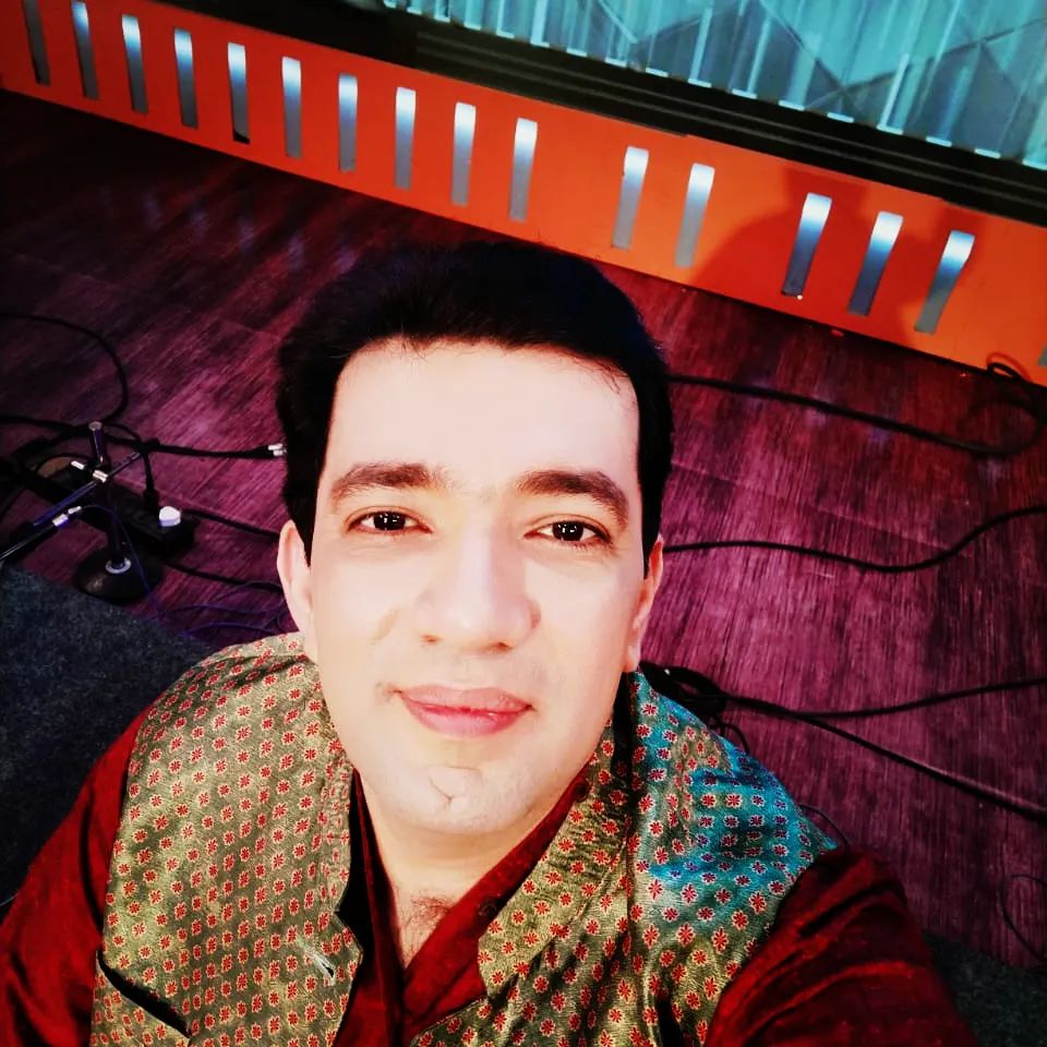 girish sadhwani indian sufi singer